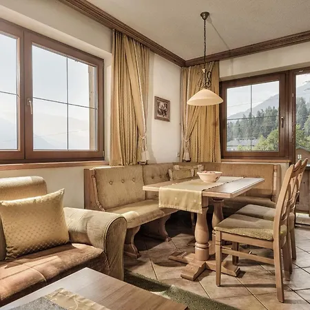 Aster Boutique Hotel & Chalets Fuegenberg Pokój zdjęcie