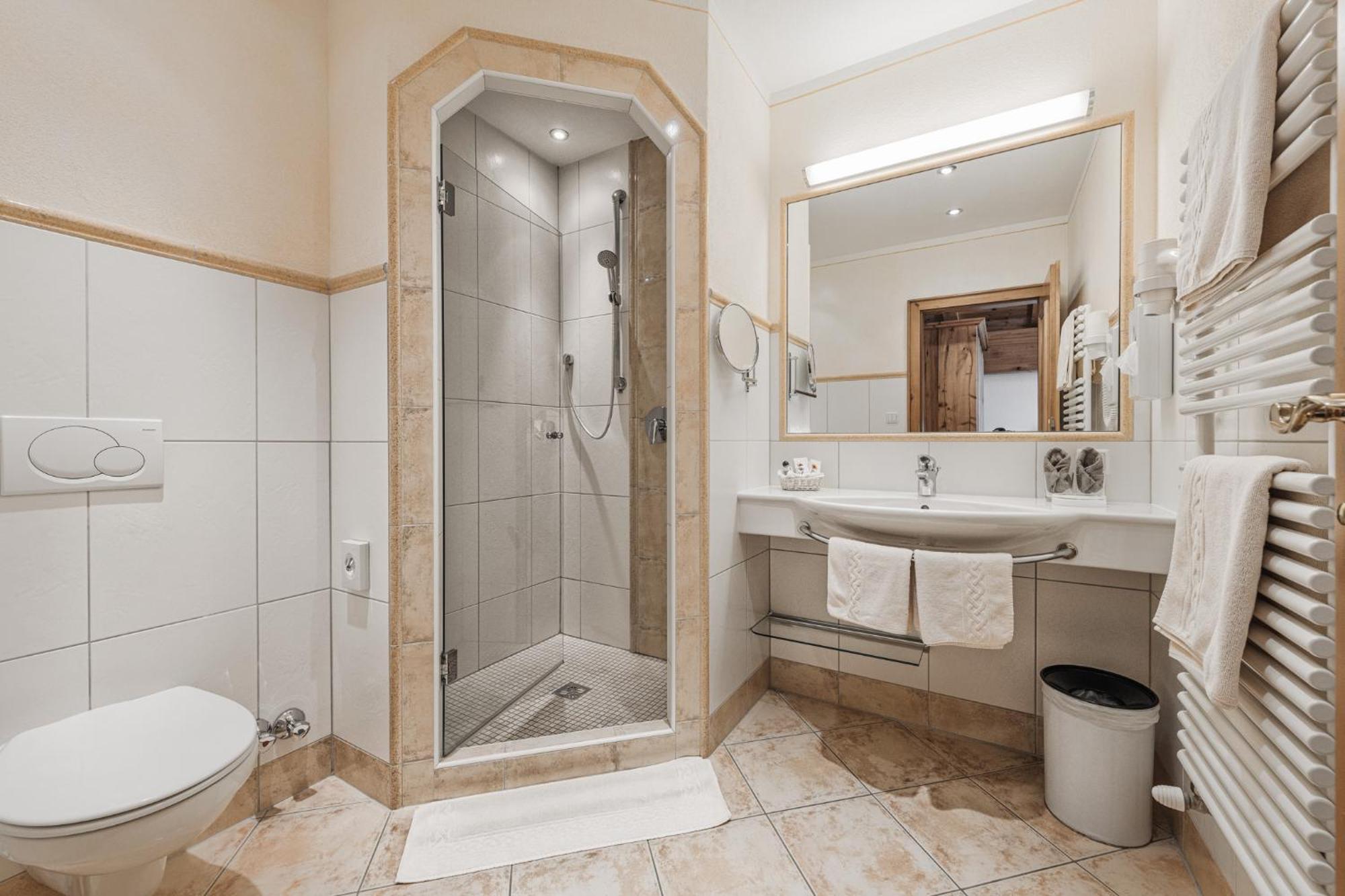 Aparthotel Asterhof Und Seine 4*